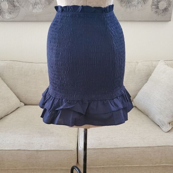 NEW! 4SI3NNA Lea Smocked Peplum Mini Skirt in Navy - Picture 5 of 16